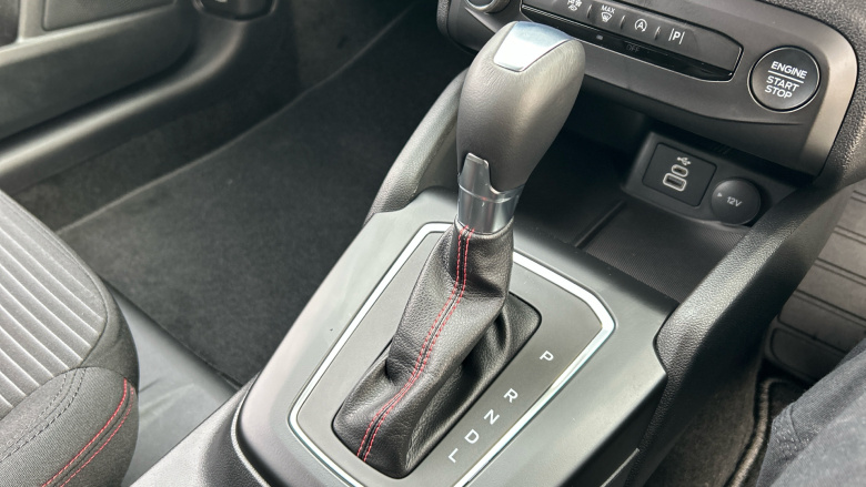 Ford Focus 1.0 EcoBoost Hybrid mHEV 155 ST-Line 5dr Auto Petrol Hatchback